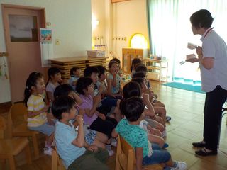100589_03.jpg