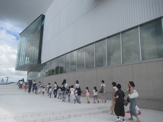 100600_01.jpg